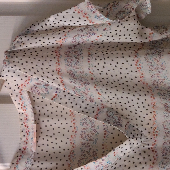 ❤️ Kaitlyn Beautiful Summer Blouse Sz Sm - Picture 3 of 8